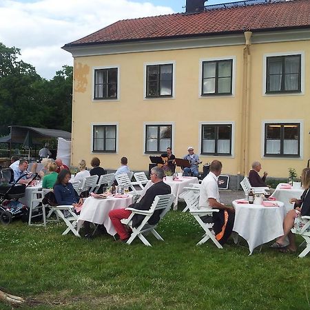 Vagnhärad Tullgarns Vardshus Bed & Breakfast エクステリア 写真