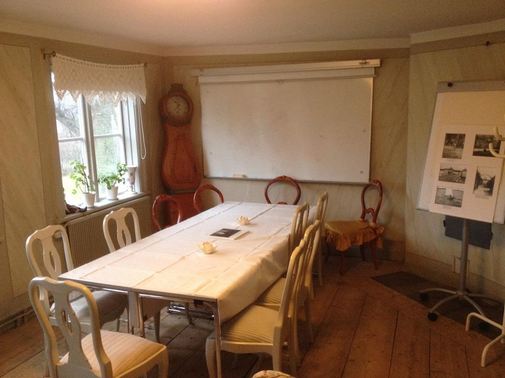 Vagnhärad Tullgarns Vardshus Bed & Breakfast エクステリア 写真