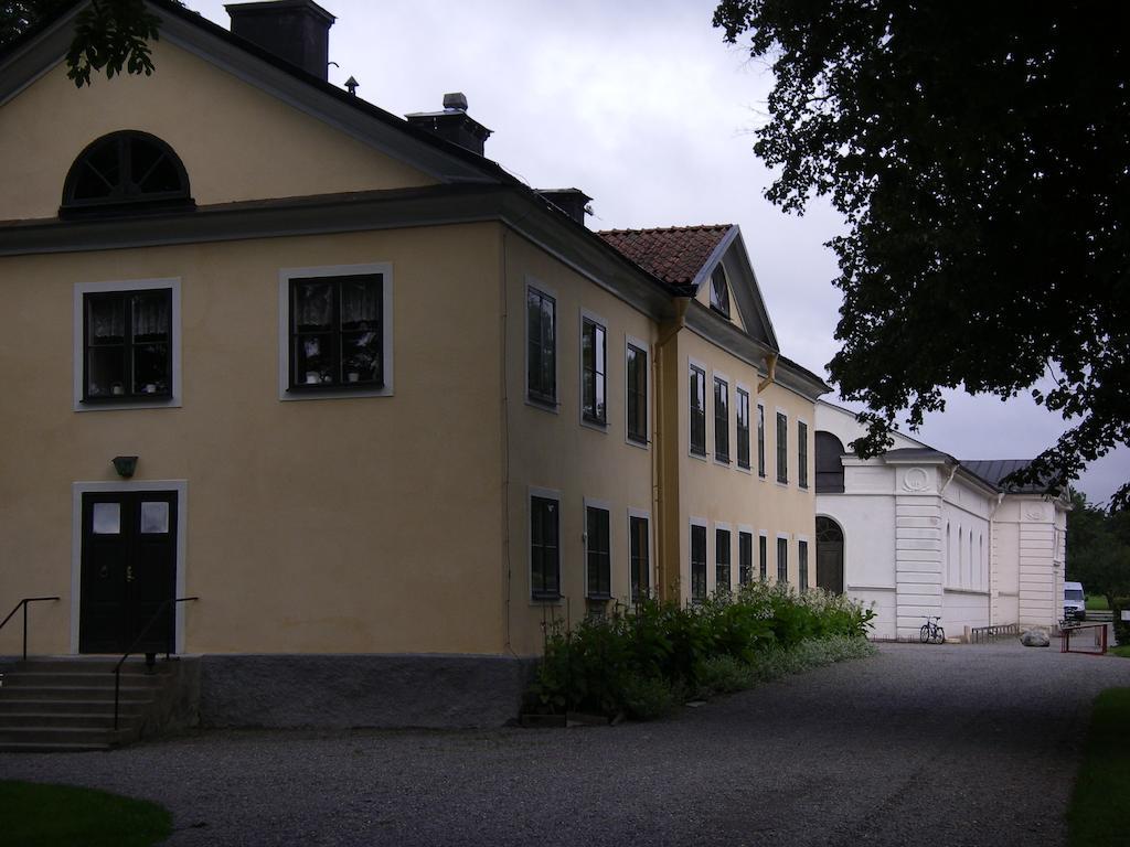 Vagnhärad Tullgarns Vardshus Bed & Breakfast エクステリア 写真